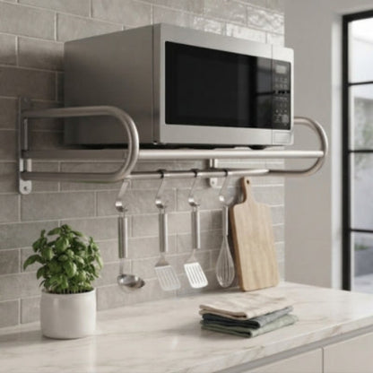 etagere four micro onde cuisine tons gris plan travail marbre