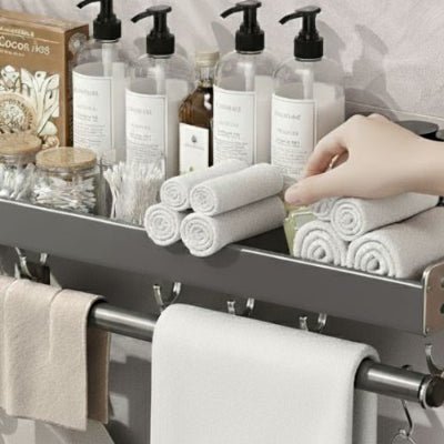 etagere murale cuisine supportant des produits sale de bain