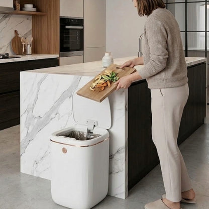 Poubelle automatique cuisine luxueuse marbre blanc gris