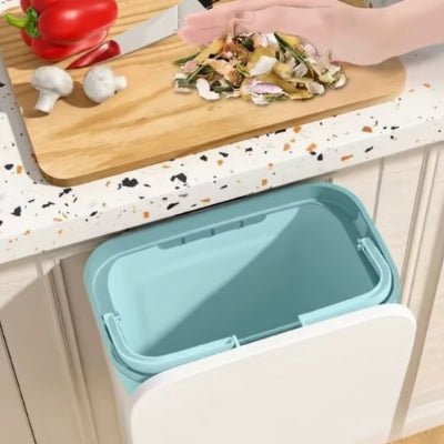 poubelle cuisine sous évier proche pour jeter les épluchures